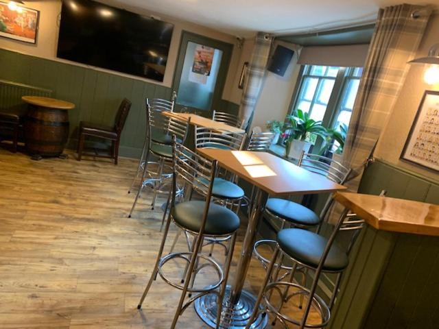 The Crown In Bed and Breakfast Fordingbridge Esterno foto